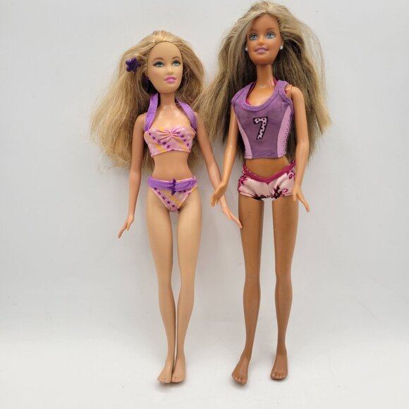 Barbie Lot of 2 CALI GIRL Barbie Dolls Big Beach Feet Swimsuits Outfit - Picture 1 of 10
